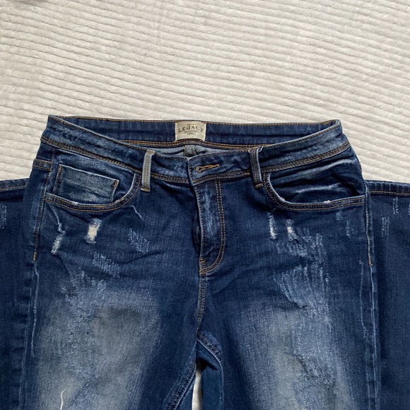 BKE - Picture 5 of 5